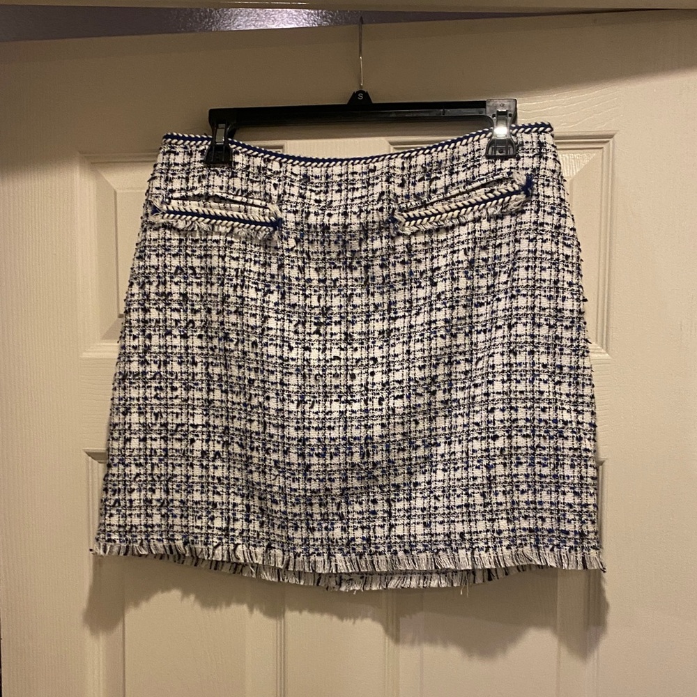 Chic Tweed Skirt in Blue and White